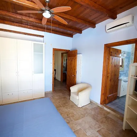 Sleeps 8 Pool Air Con Wifi Βίλα